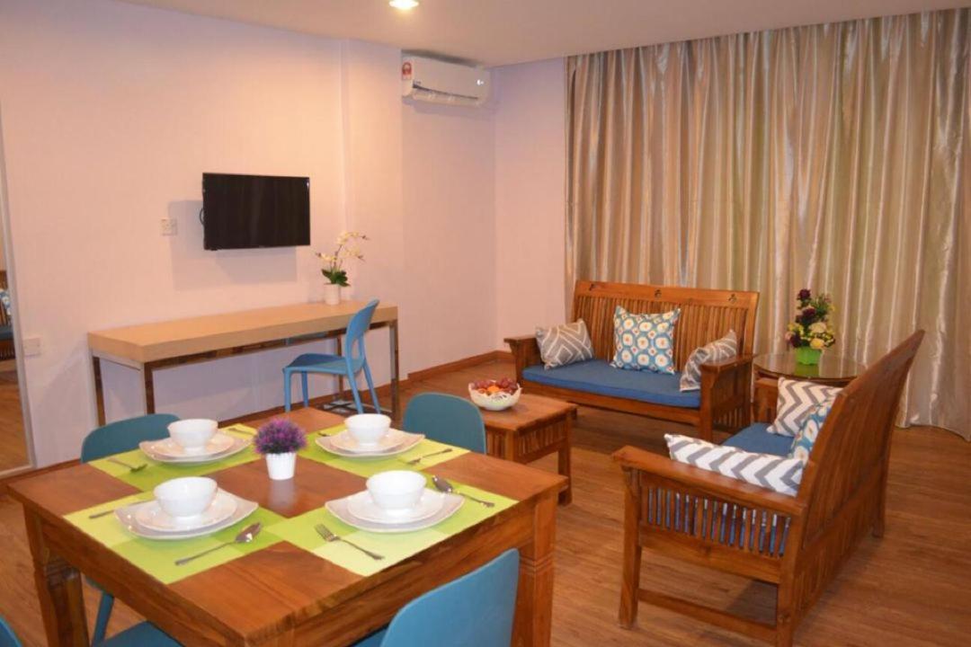 Td Mutiara Hotel Semporna Exterior photo