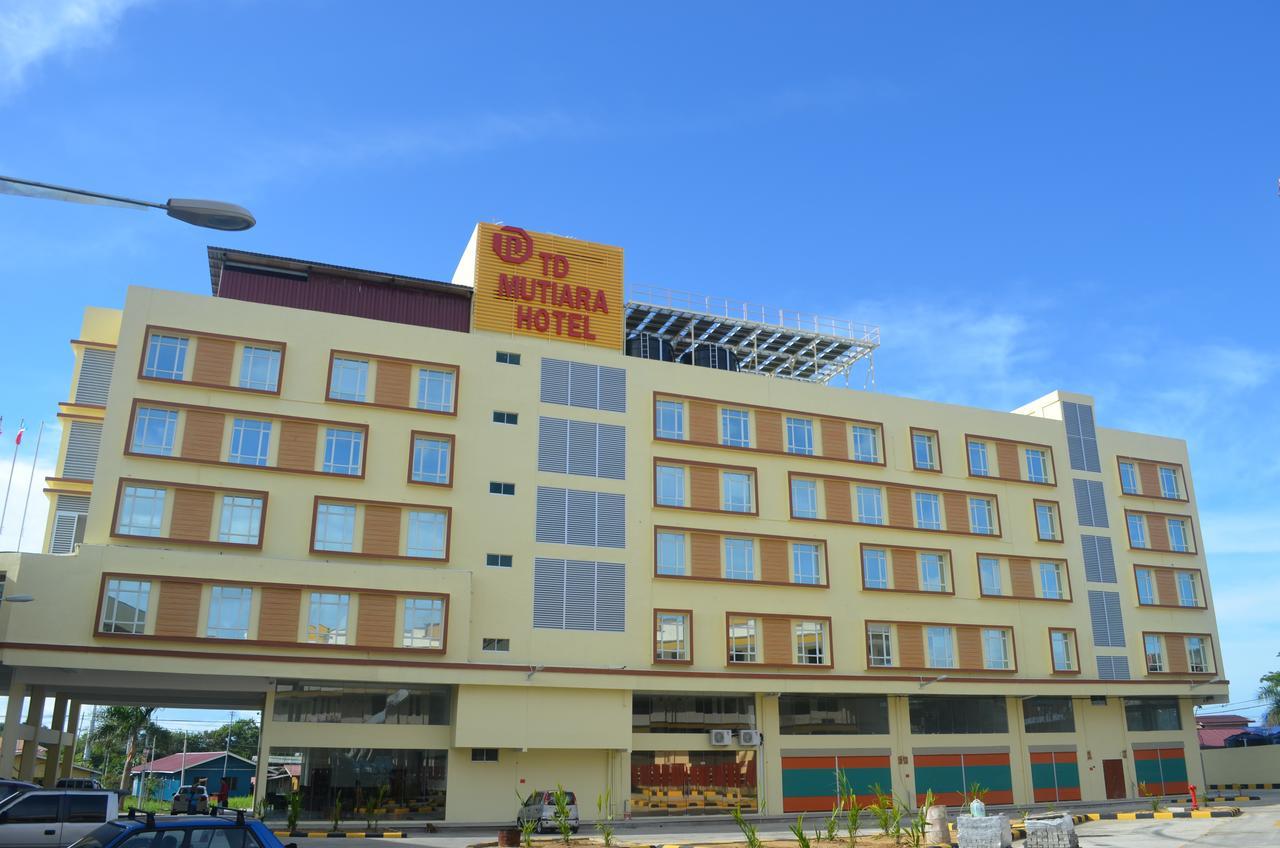 Td Mutiara Hotel Semporna Exterior photo