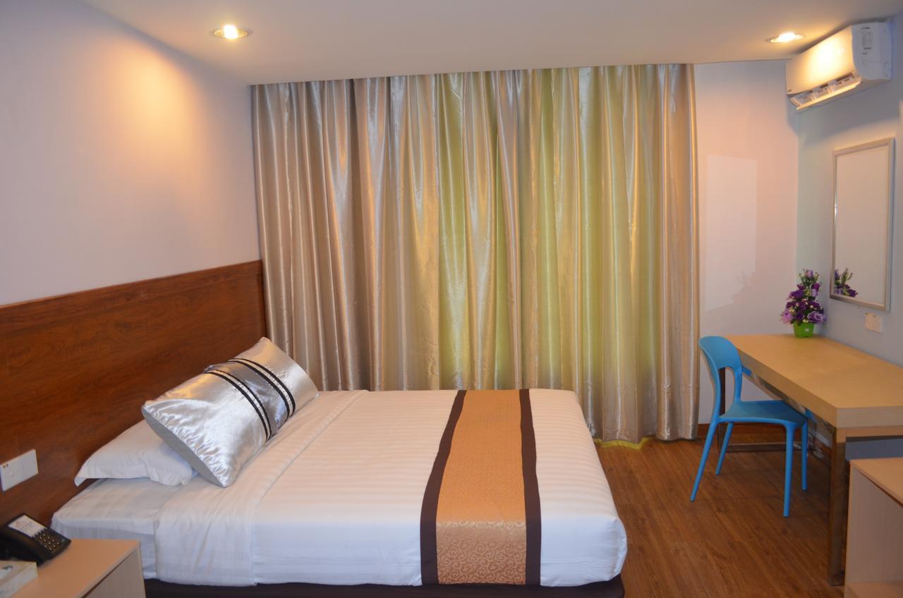 Td Mutiara Hotel Semporna Exterior photo